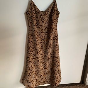 Leopard Print Midi Dress small